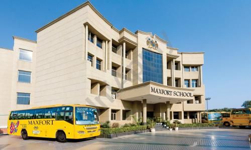 Maxfort School, Delhi hiring teachers, non-teaching staff