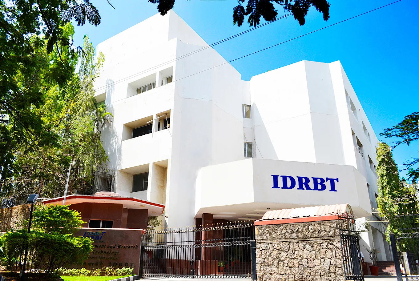 Banking tech institute IDRBT hiring professors