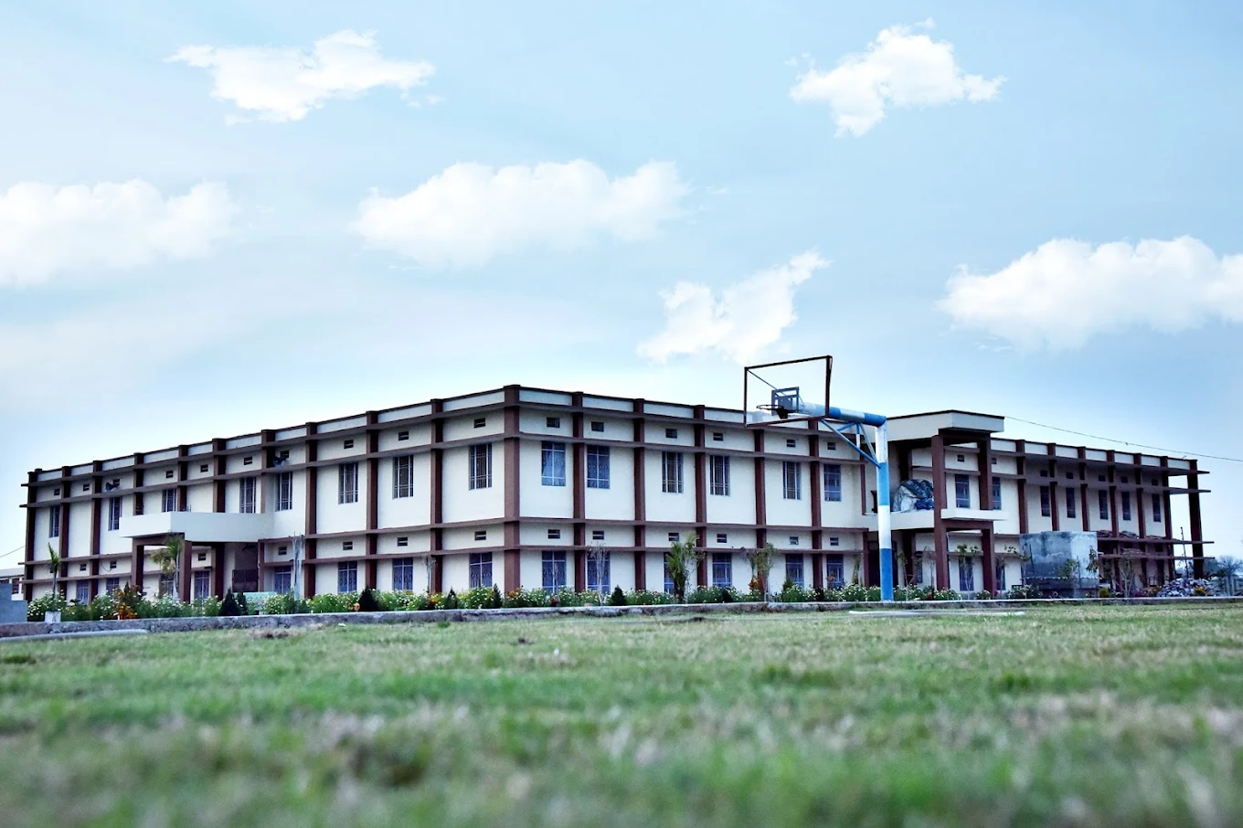 Saraswati Vidya Vihar, Asalwas Dubia hiring TGT Mathematics, TGT Computer Science, TGT English, PGT Music and PRT Hindi